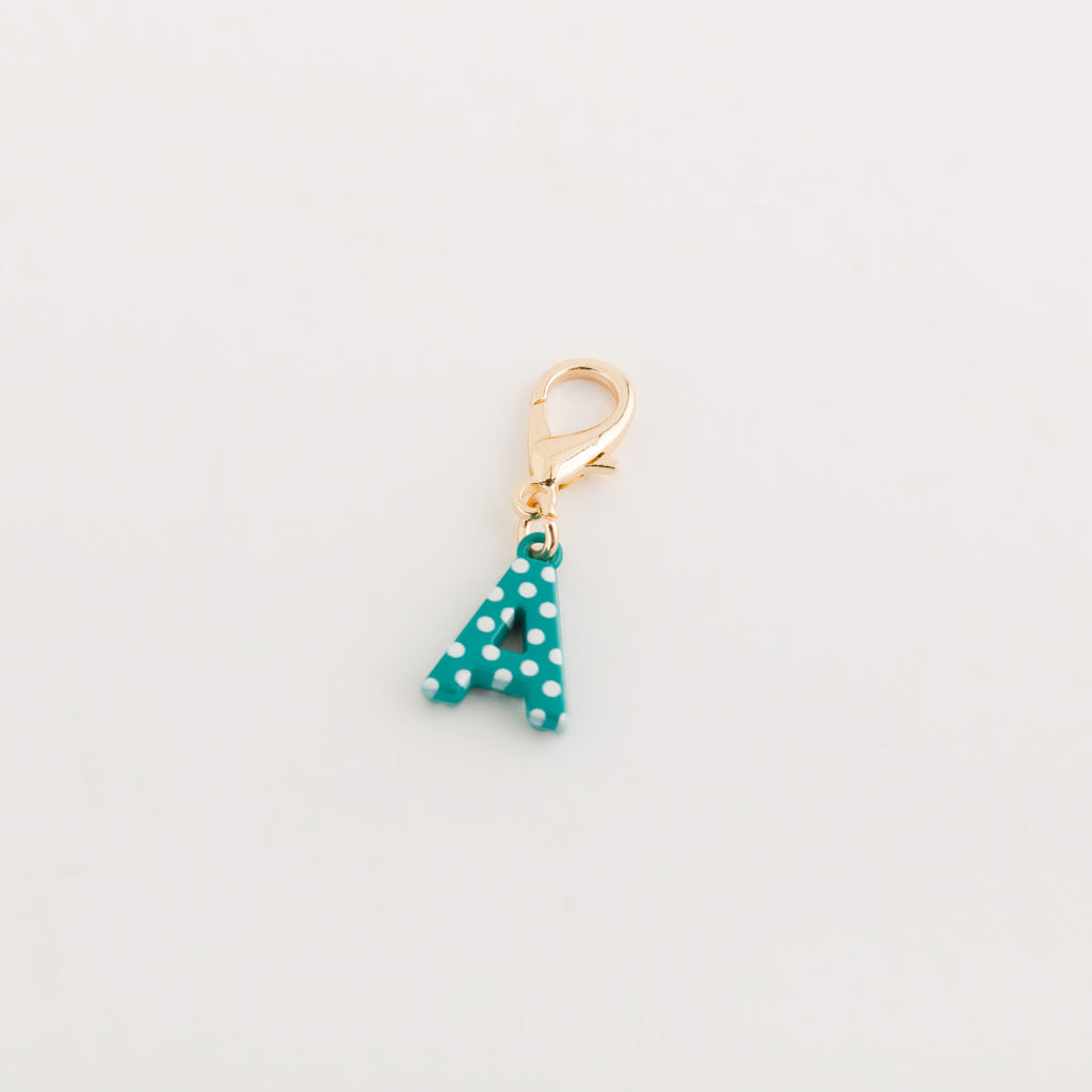 Carpisa Hrvatska – Poa letters - Women's Charm – AAD47501446 – Image 1