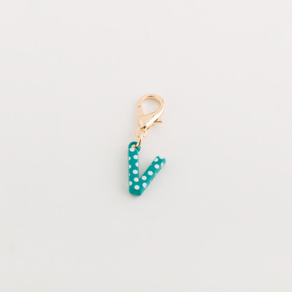 Carpisa Hrvatska – Poa letters - Women's Charm – AAD47522446 – Image 1