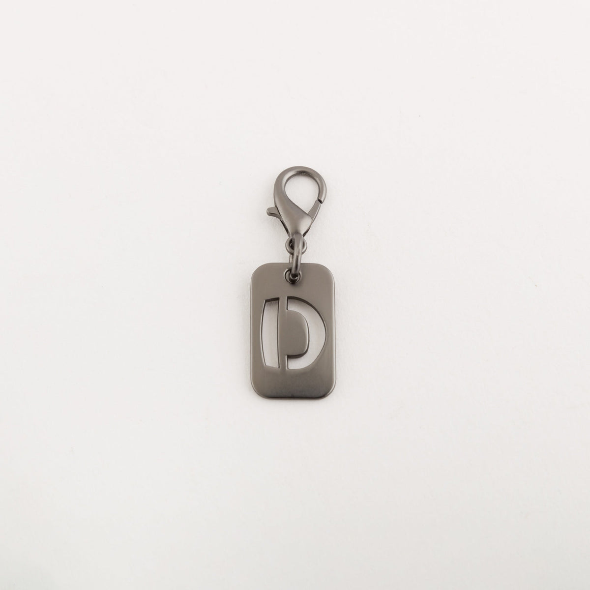 Carpisa Hrvatska – Milo pendant go - Charm – Gunmetal – AAD79404546 – Image 1