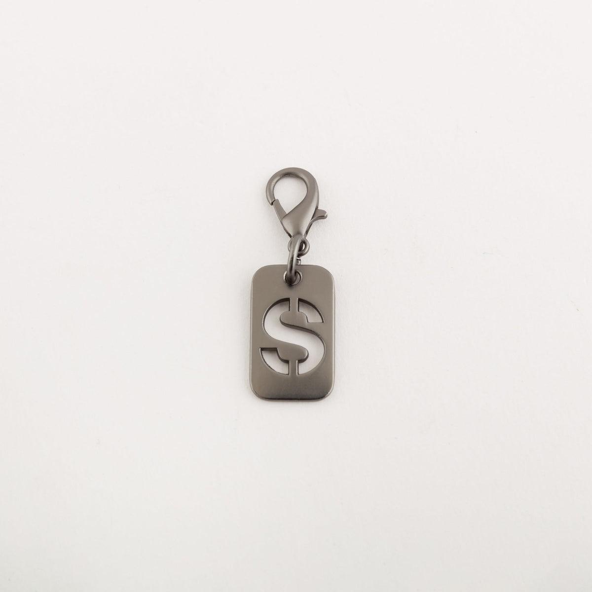 Carpisa Hrvatska – Milo pendant go - Charm – Gunmetal – AAD79415546 – Image 1