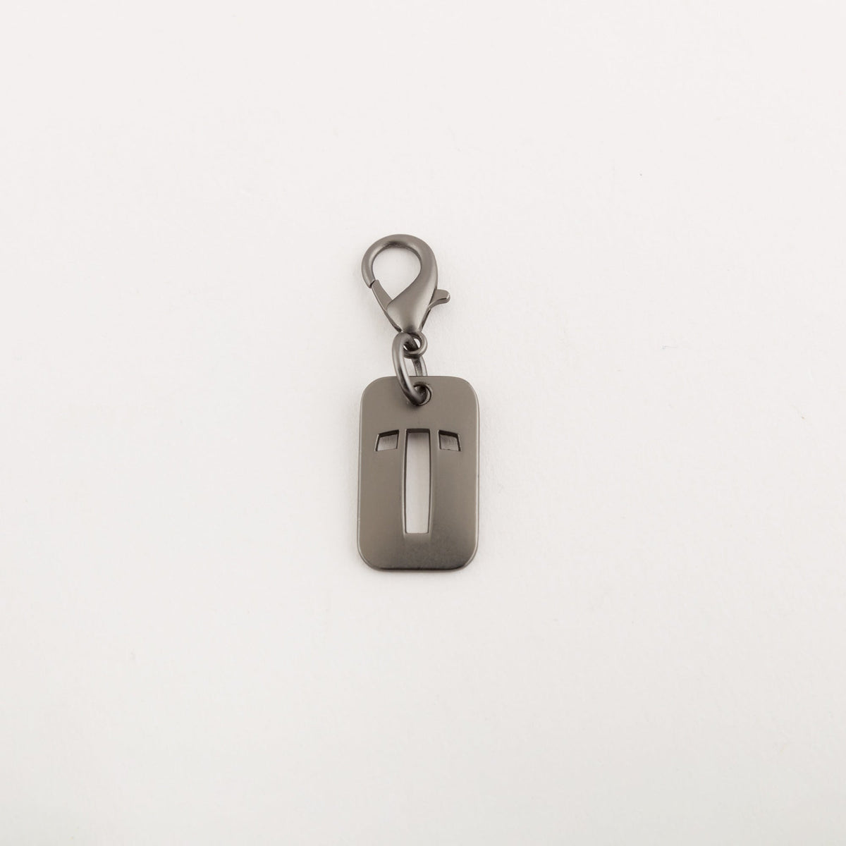 Carpisa Hrvatska – Milo pendant go - Charm – Gunmetal – AAD79416546 – Image 1