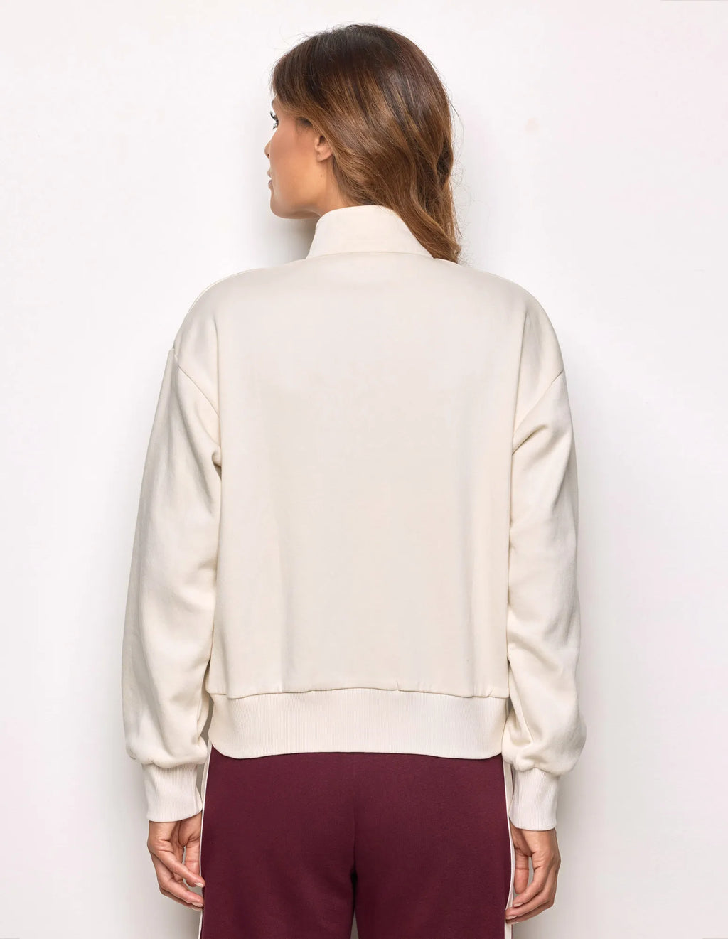 Yamamay Croatia Sweatshirt | AMAD183023_244_03.jpg