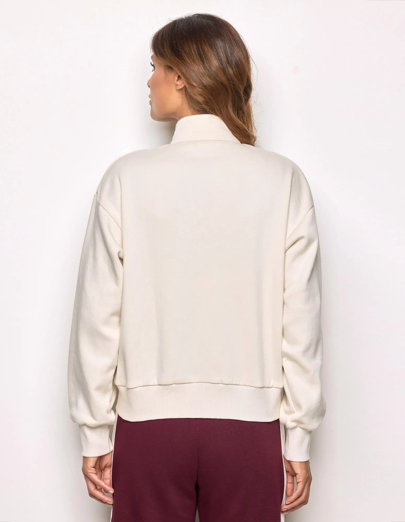 Yamamay Croatia Sweatshirt | AMAD183023_244_03.jpg