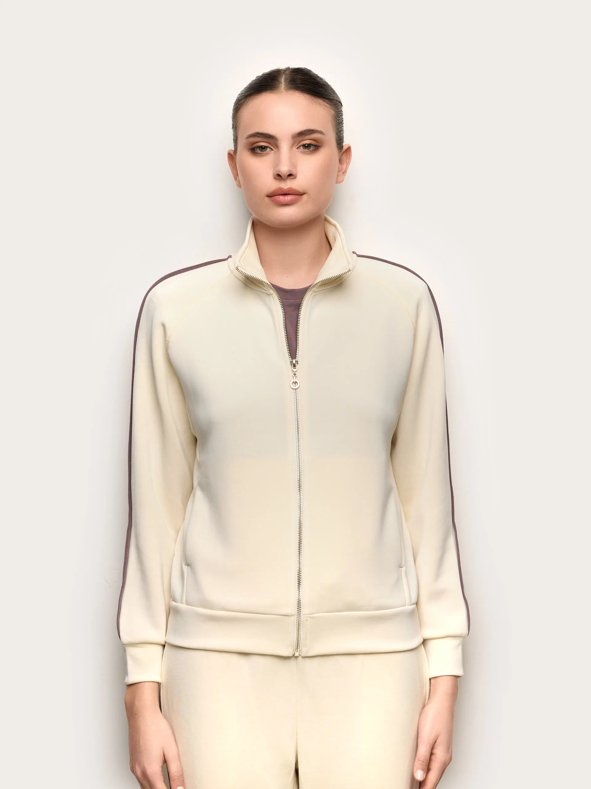 Yamamay Croatia Sweatshirt | AMAD191004_244_02.jpg