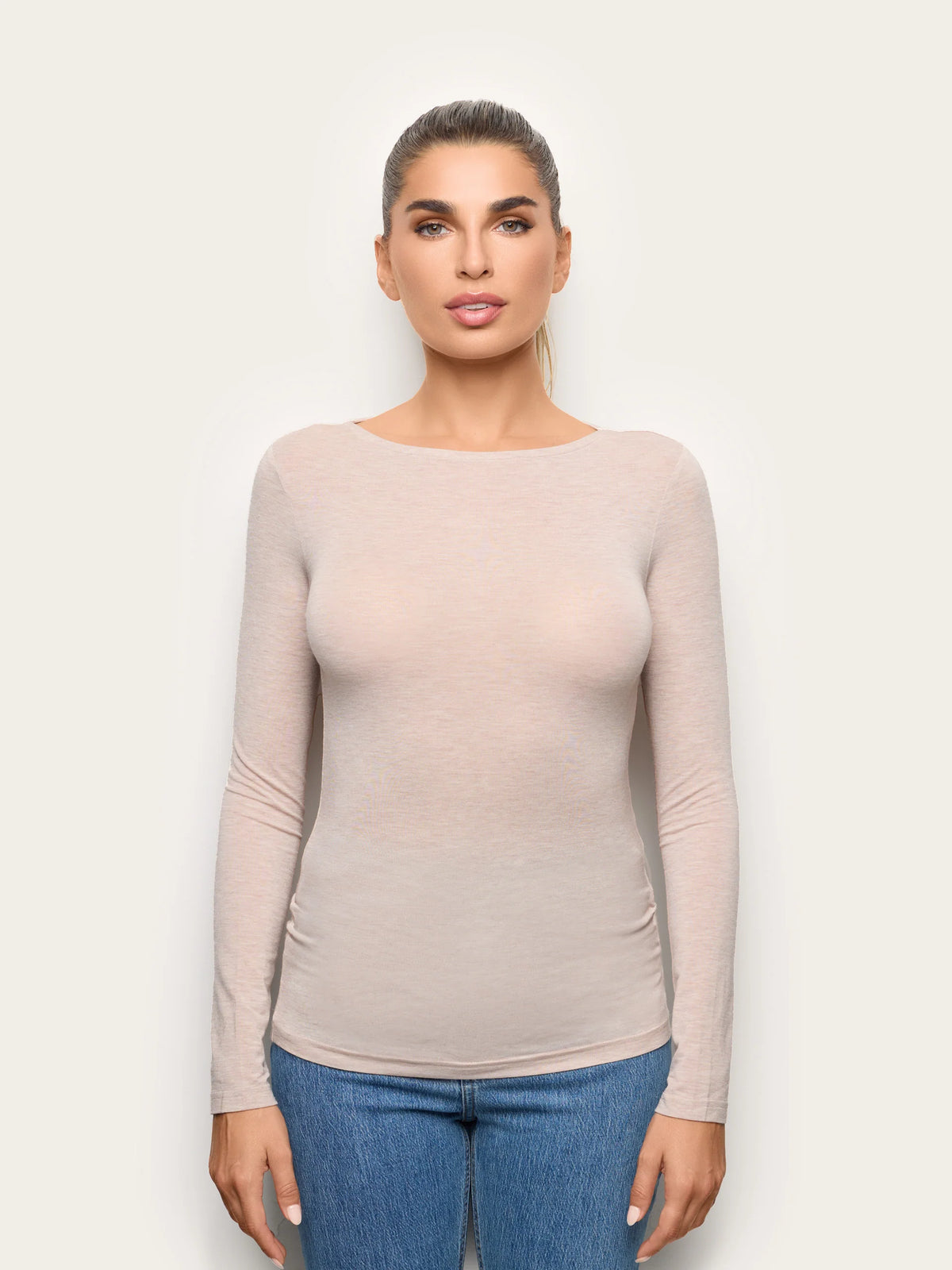 Yamamay Croatia Long-sleeve boat neck T-shirt | AMAD193002279_02_3fb748cc-bed2-4126-b9cd-d11848a97267.jpg