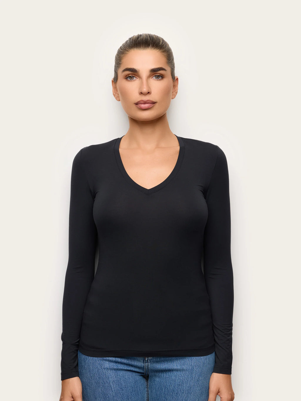 Yamamay Croatia Long-sleeve v neck T-shirt | AMAD193006072_02.jpg