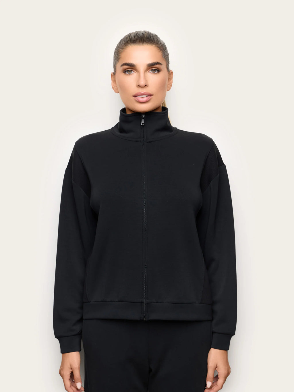 Yamamay Croatia Sweatshirt | AMAD193018072_02_a56f7f79-5af5-4794-8b26-055f922cc1b8.jpg