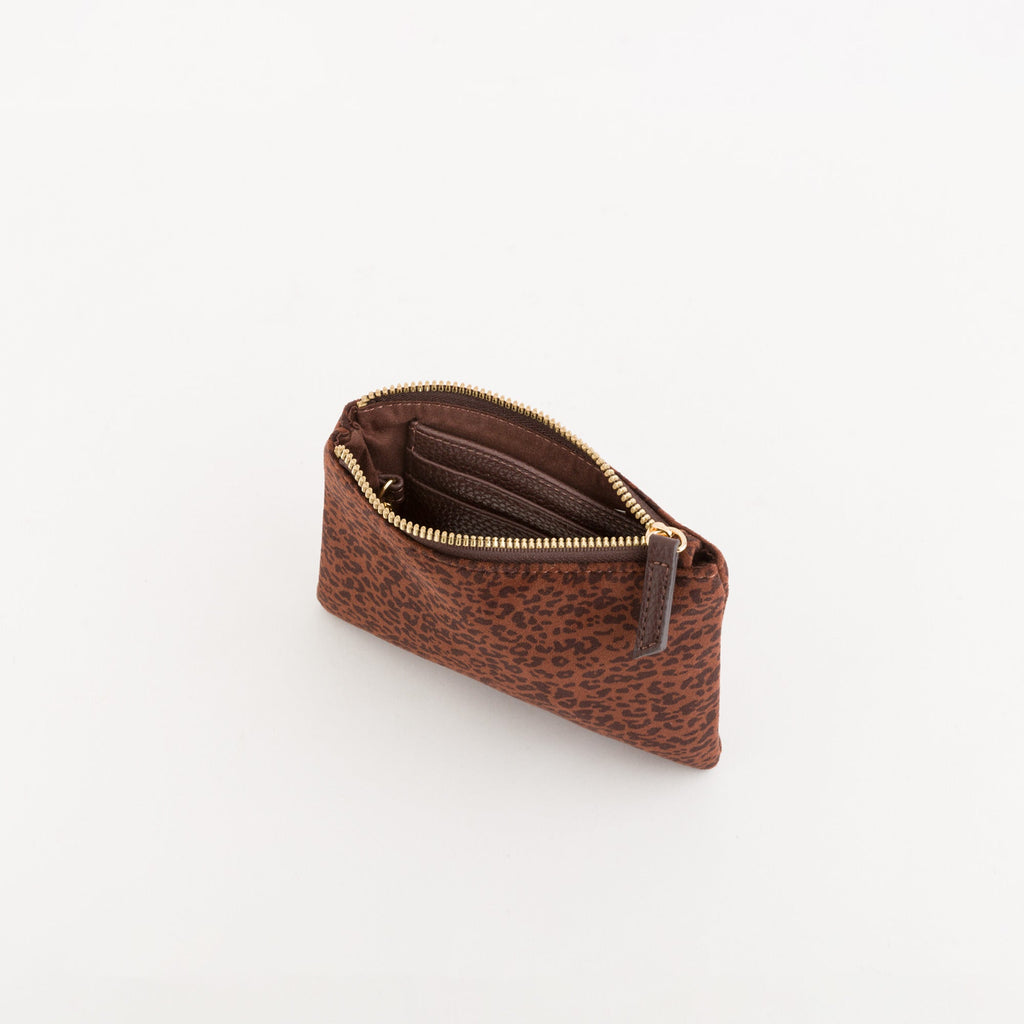 Carpisa Hrvatska â€“ Emily wallet v5 - Women's Coin Purse With Keychain â€“ Chocolate â€“ APD71702546 â€“ Image 2