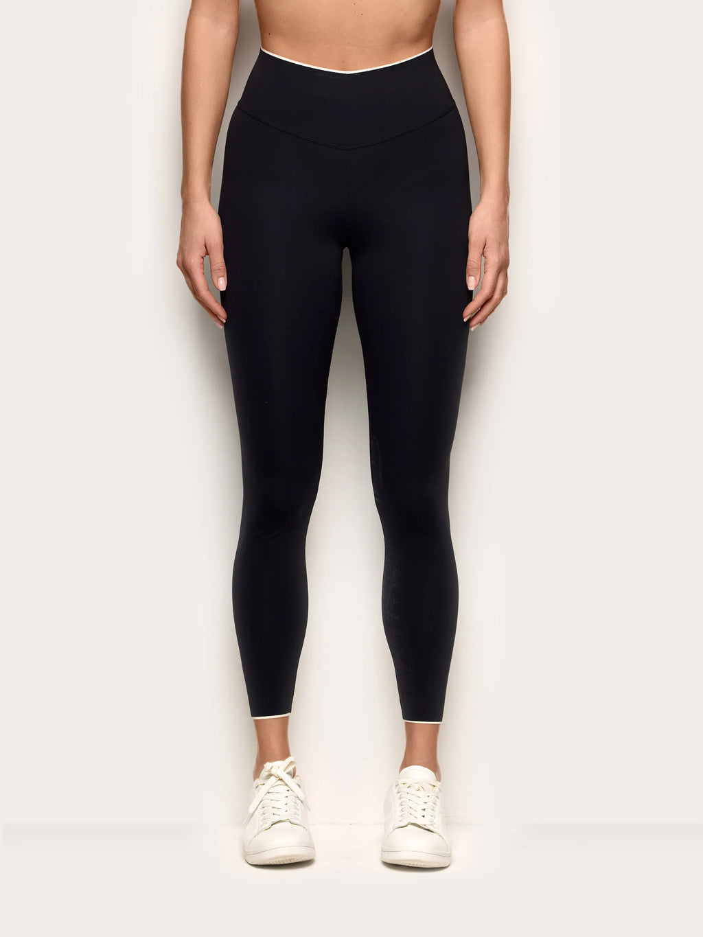 Yamamay Croatia Leggings | APMD191002_072_02.jpg