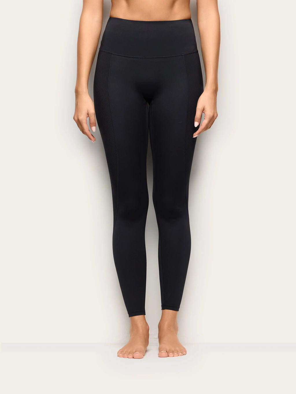 Yamamay Croatia Leggings | APMD193004072_02_d05929f0-ace5-4316-820d-cbf1b36e7464.jpg