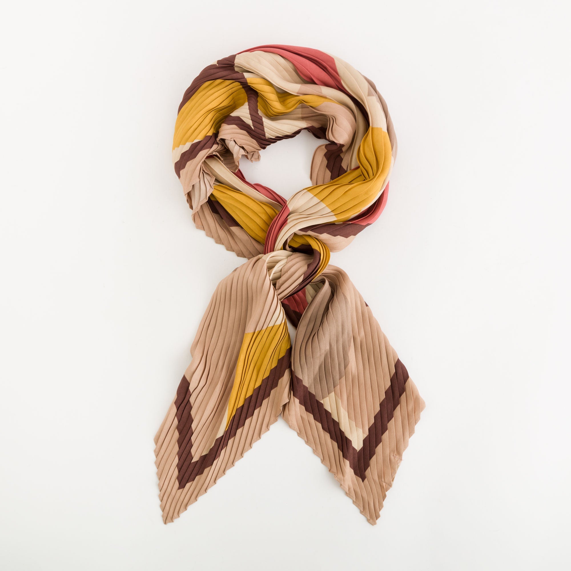 Carpisa Croatia – Scarf - Women's Scarf – ASD22002446 – Image 1 |k=ASD2200244620C01_01_basechild