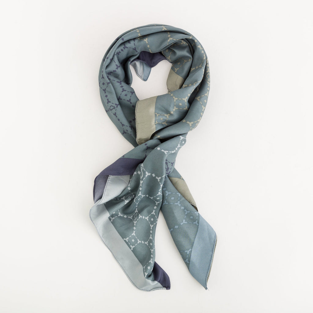 Carpisa Croatia – Scarf - Women's Scarf – ASD22003446 – Image 1 |k=ASD2200344642V01_01_basechild