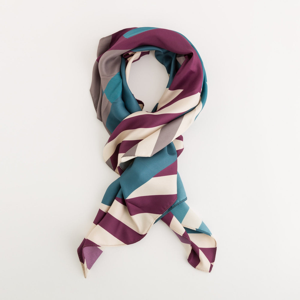 Carpisa Hrvatska – Scarf - Women's Scarf – Chocolate/multicolor – ASD60604546 – Image 3