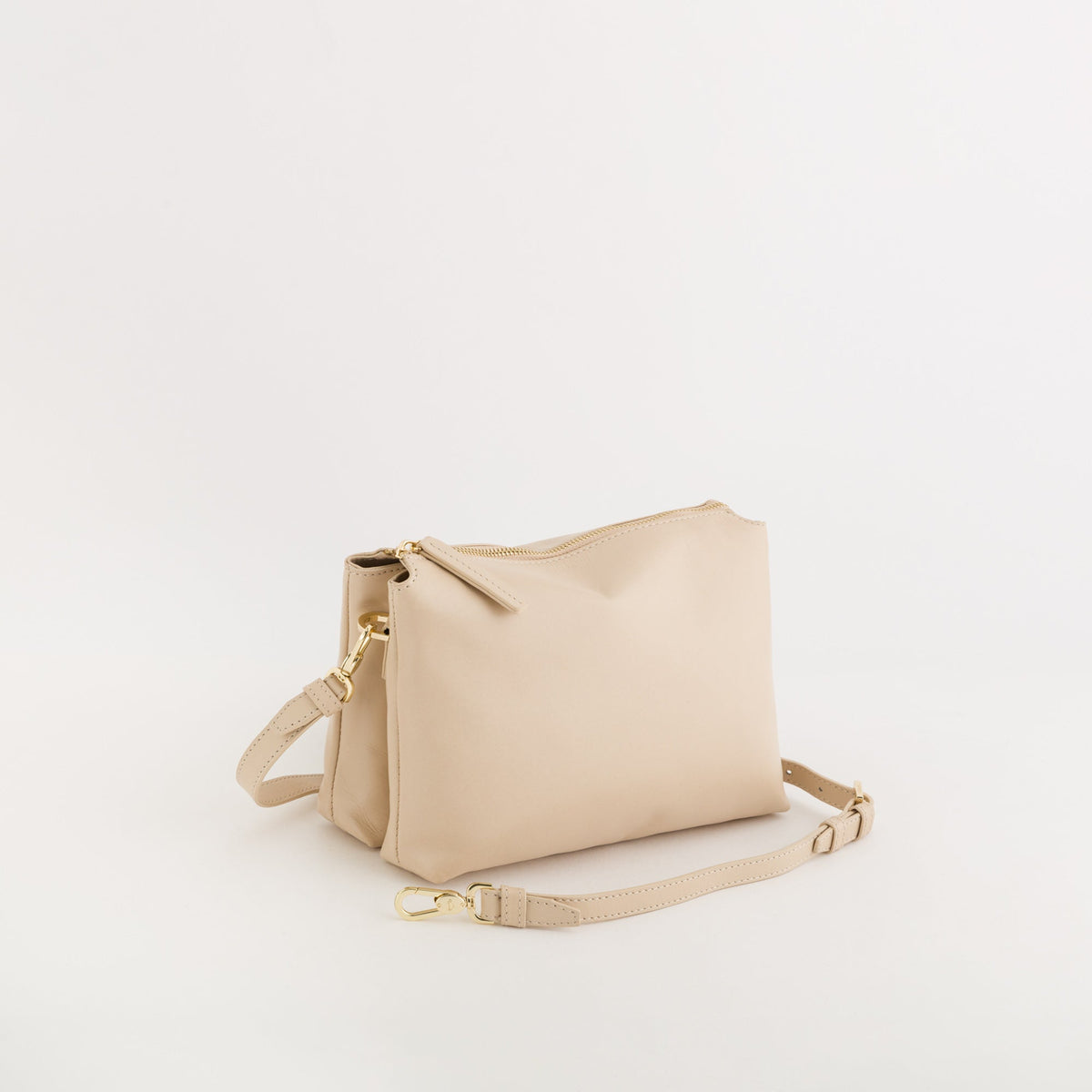 Carpisa Hrvatska â€“ Lobelia - Women's Shoulder Bag â€“ BPD13305546 â€“ Image 4