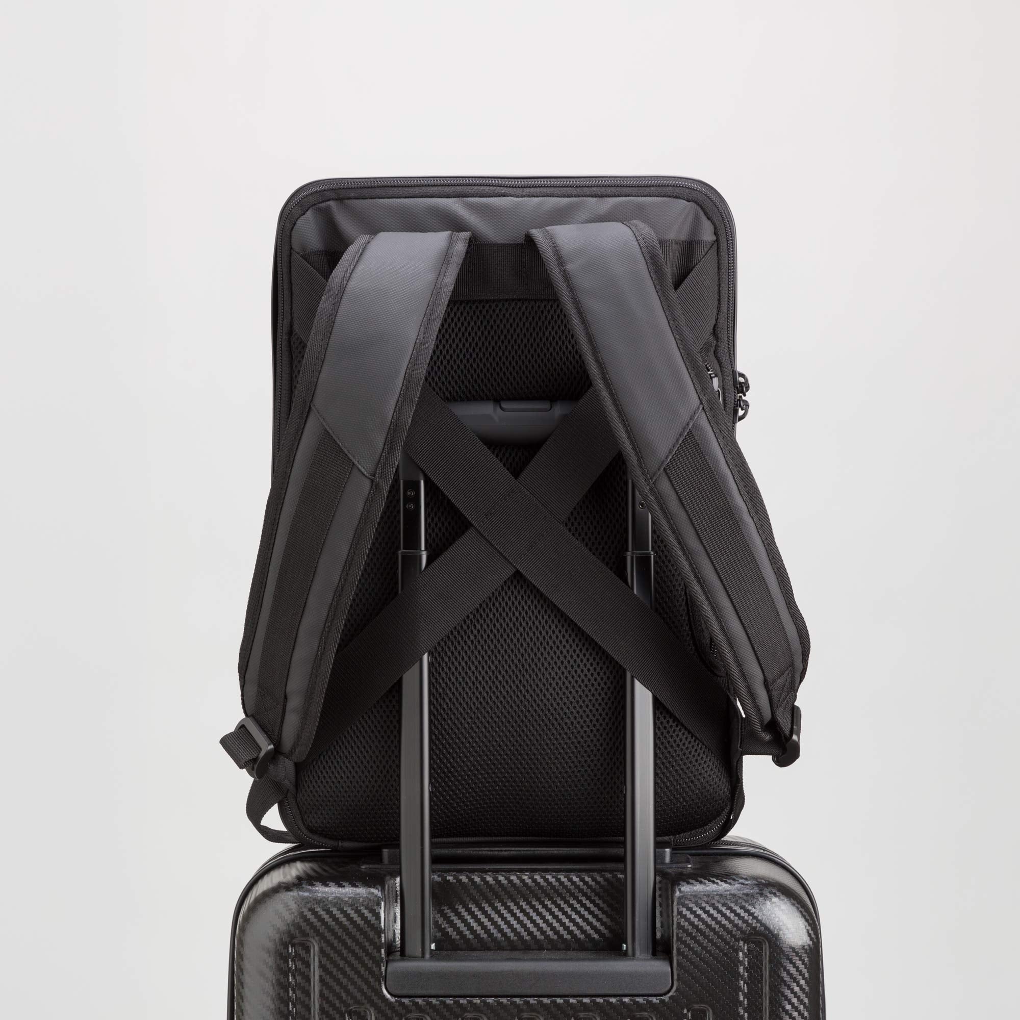 Carbon Lux Pro - Hardshell Backpack