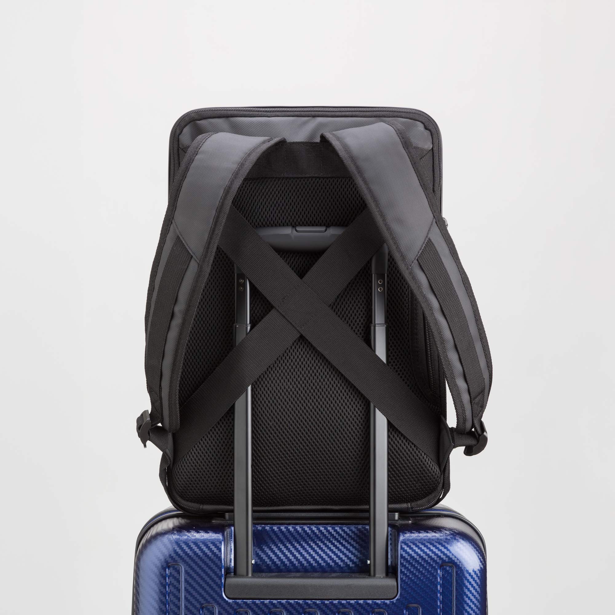 Carbon Lux Pro - Hardshell Backpack