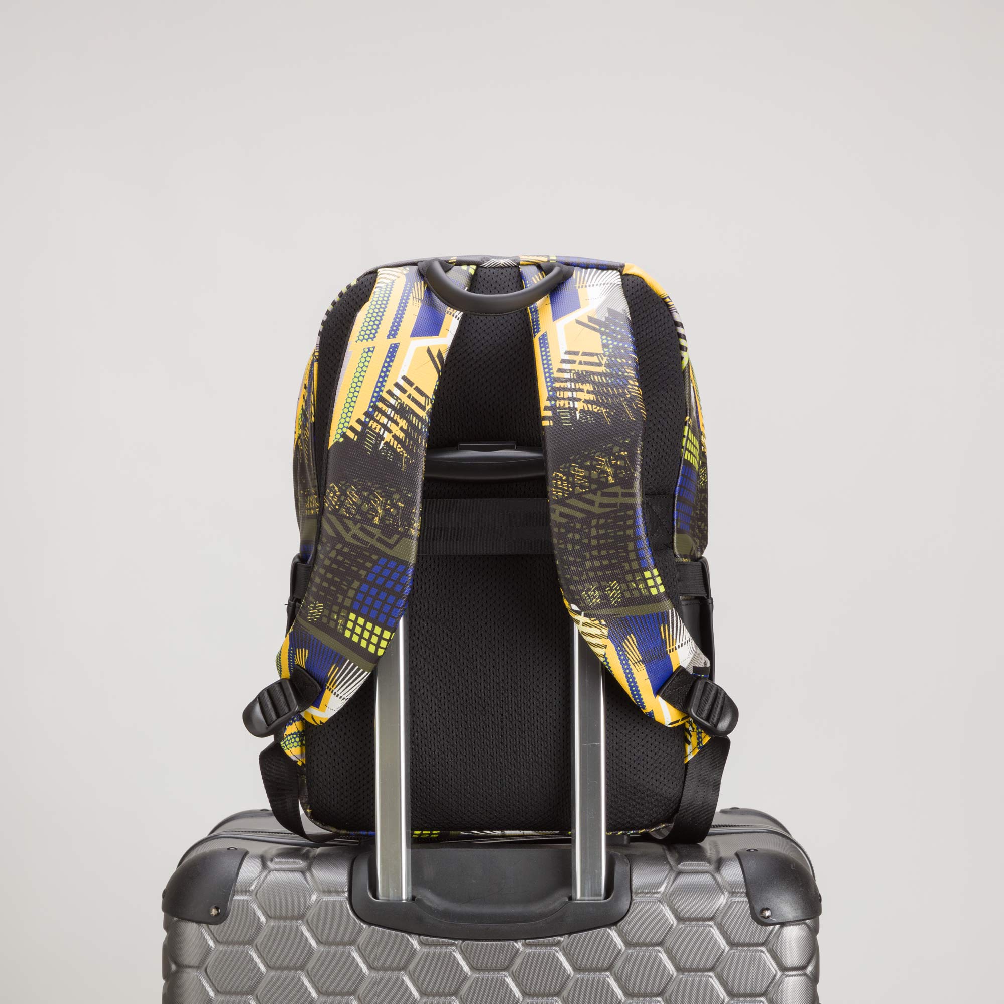 Carpisa Hrvatska – Houston go - Men's Backpack – Black/Multicolour – BSD57201546 – Image 2