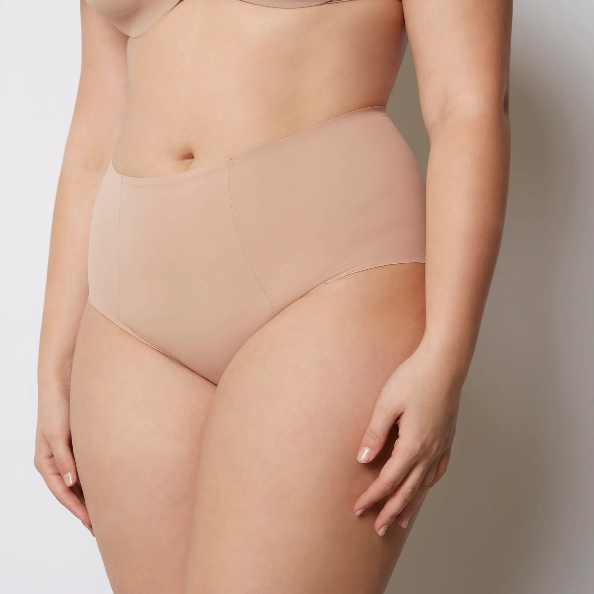 SCULPT LIGHT - High-waist shaping briefs