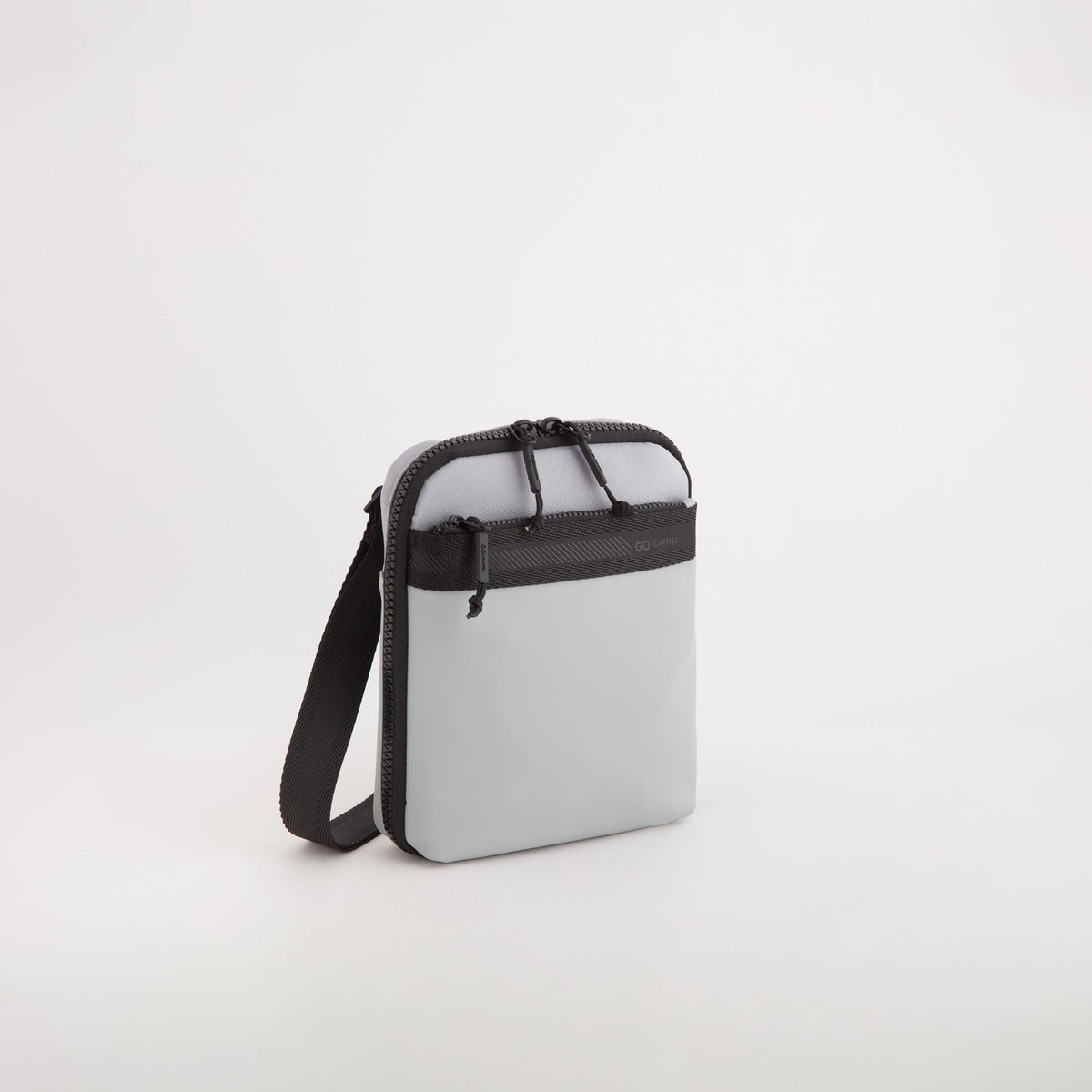Carpisa Hrvatska – Maverick go - Men's Shoulder Bag – Cool grey – BTD40603446 – Image 1