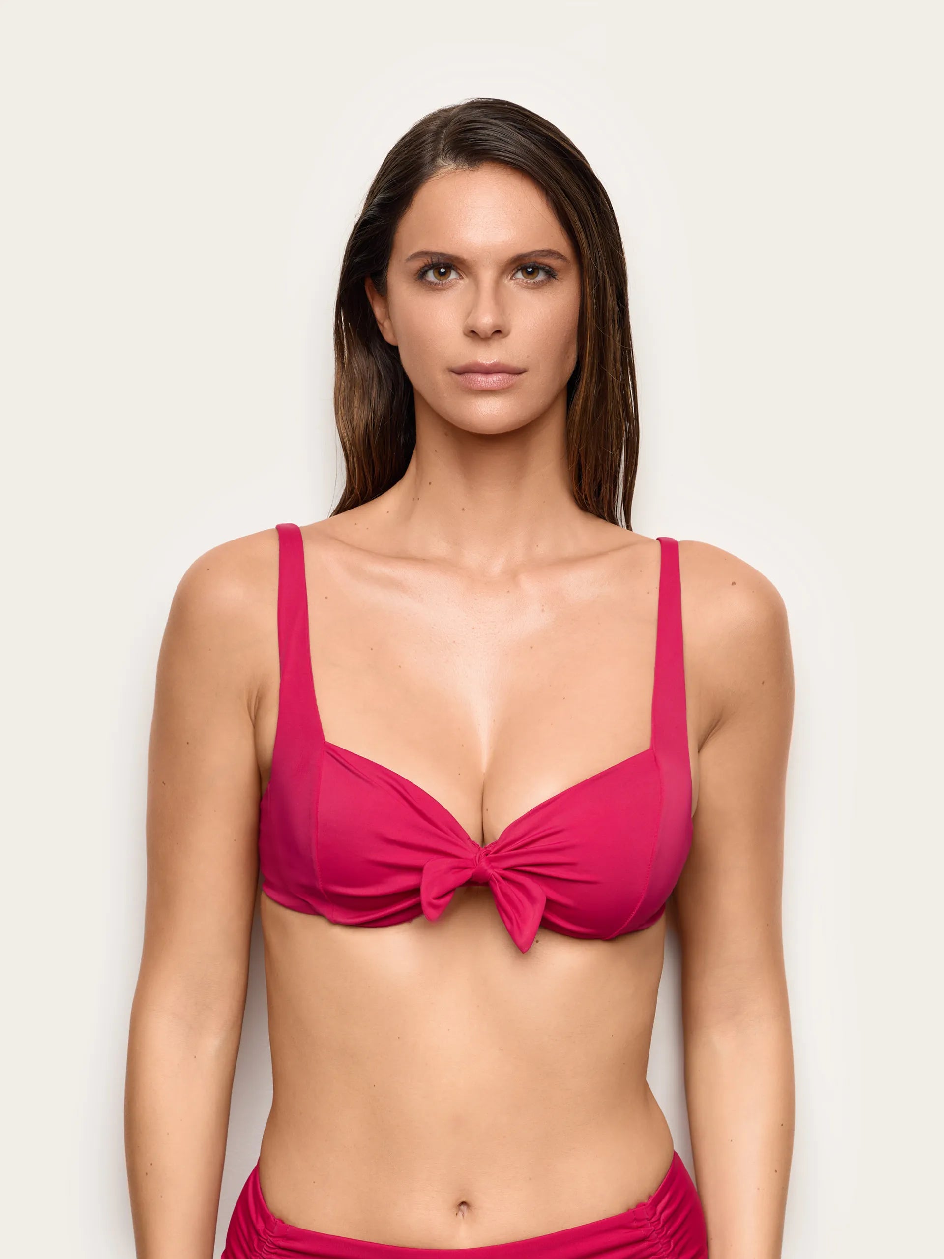 Yamamay Croatia Balcony bk bra in different cup sizes | CBAD192003_261_02.jpg
