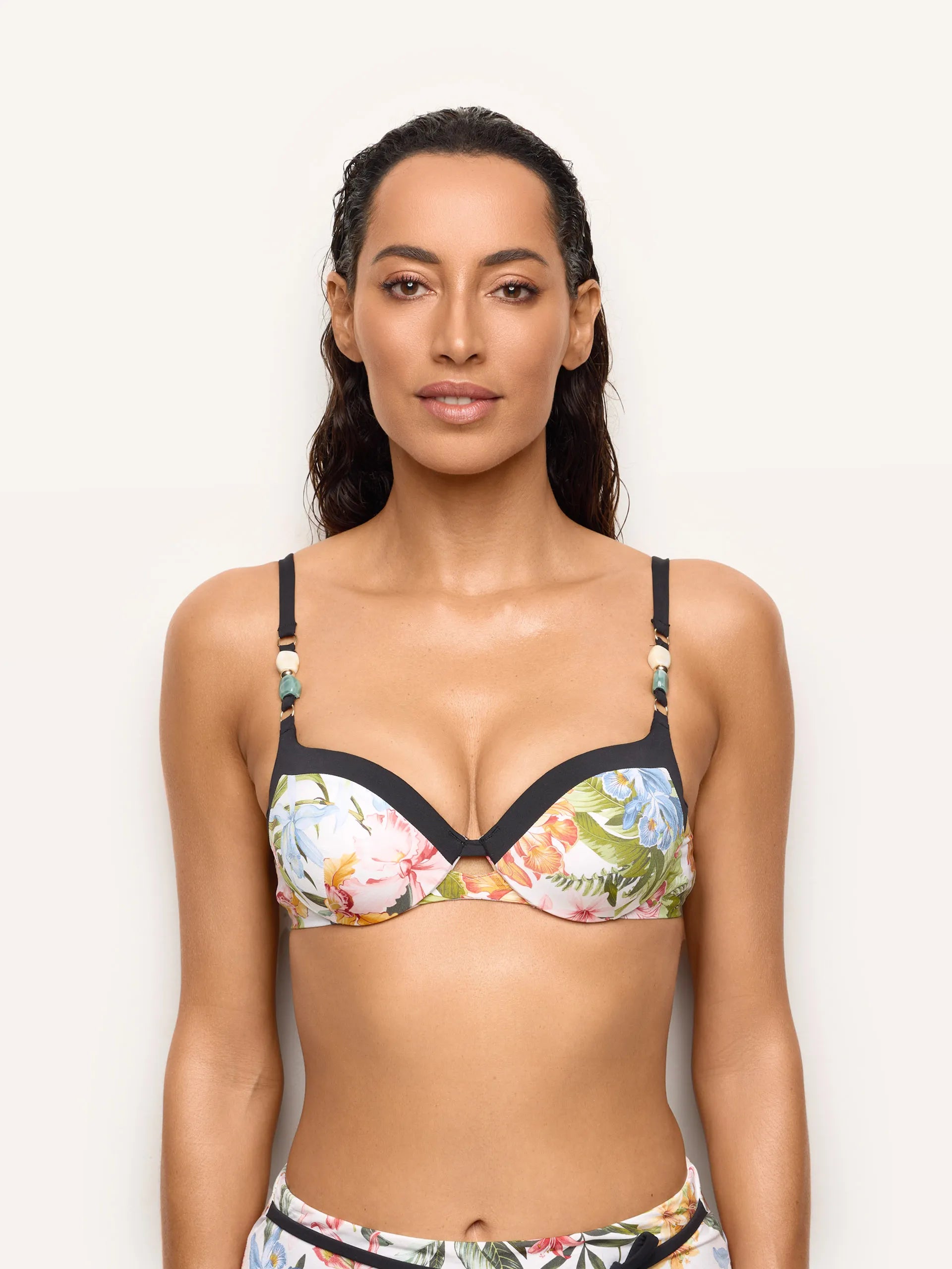 Yamamay Croatia Padded balcony bk bra in different cup sizes | CBAD192006_128_02.jpg