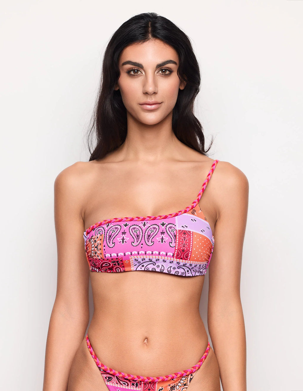 Yamamay Croatia Padded bralette bikini bra | CBRD182016128_02_cc95ba61-a51a-4325-8857-d5ead815d745.jpg