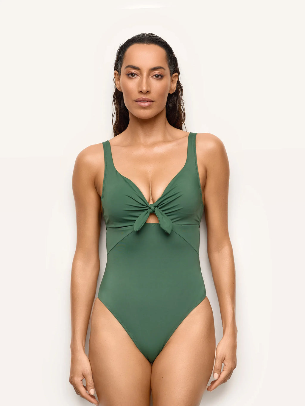 Yamamay Croatia Shaping padded one-piece swimsuit | CCID192004_237_02.jpg