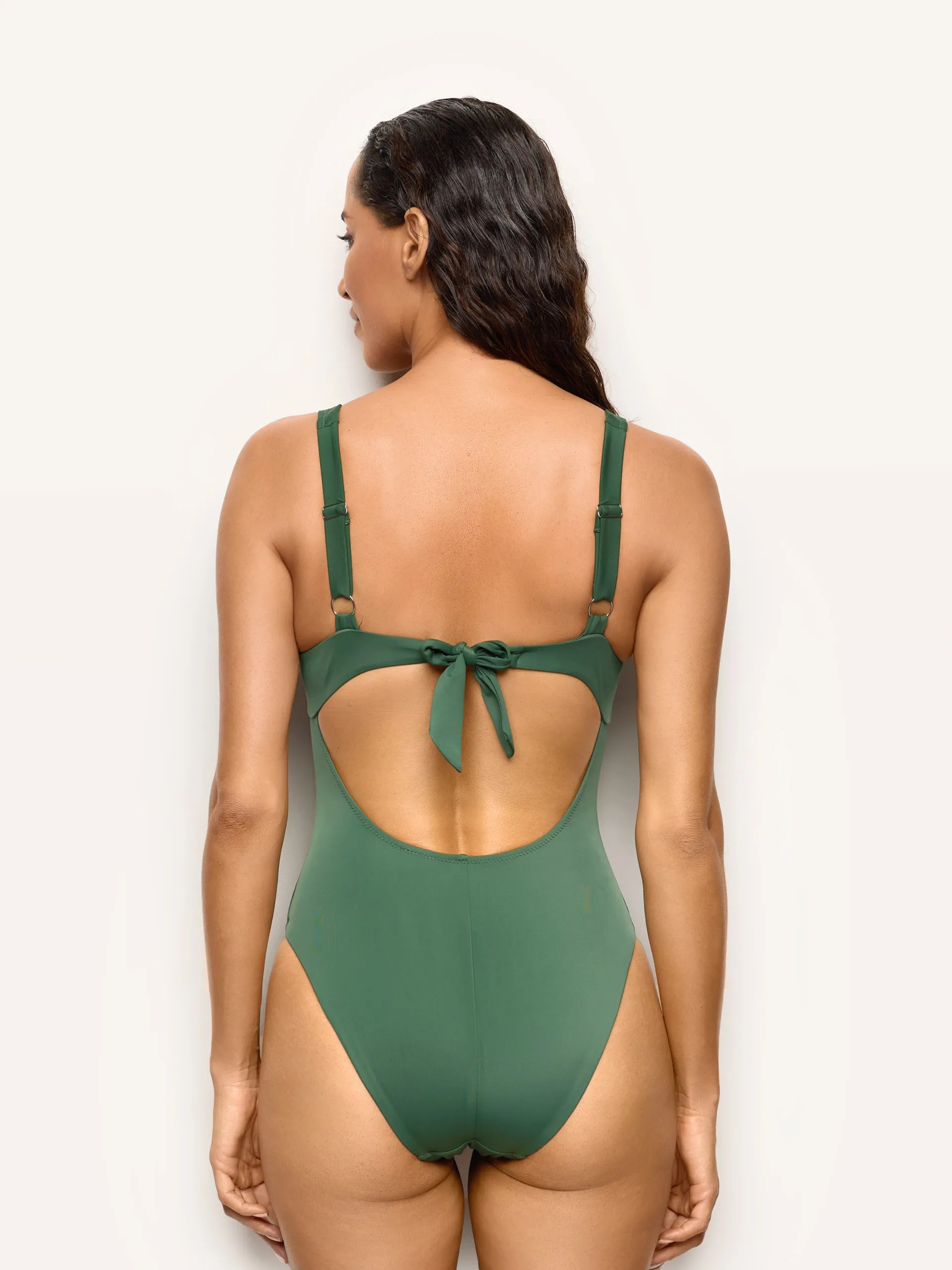 Yamamay Croatia Shaping padded one-piece swimsuit | CCID192004_237_04.jpg