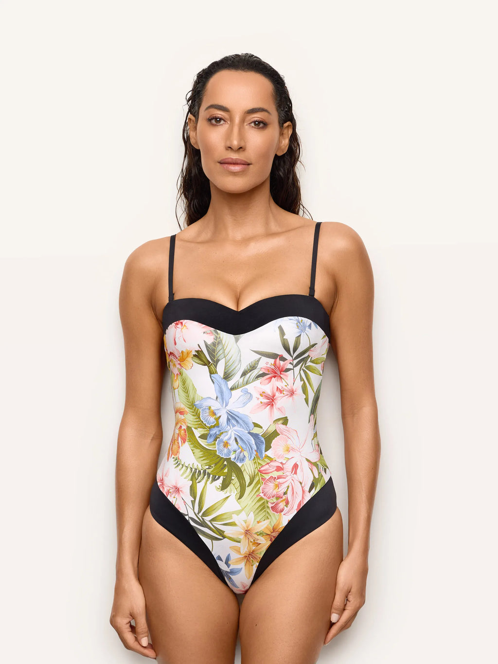 Yamamay Croatia Padded one-piece swimsuit | CCID192010_128_02.jpg