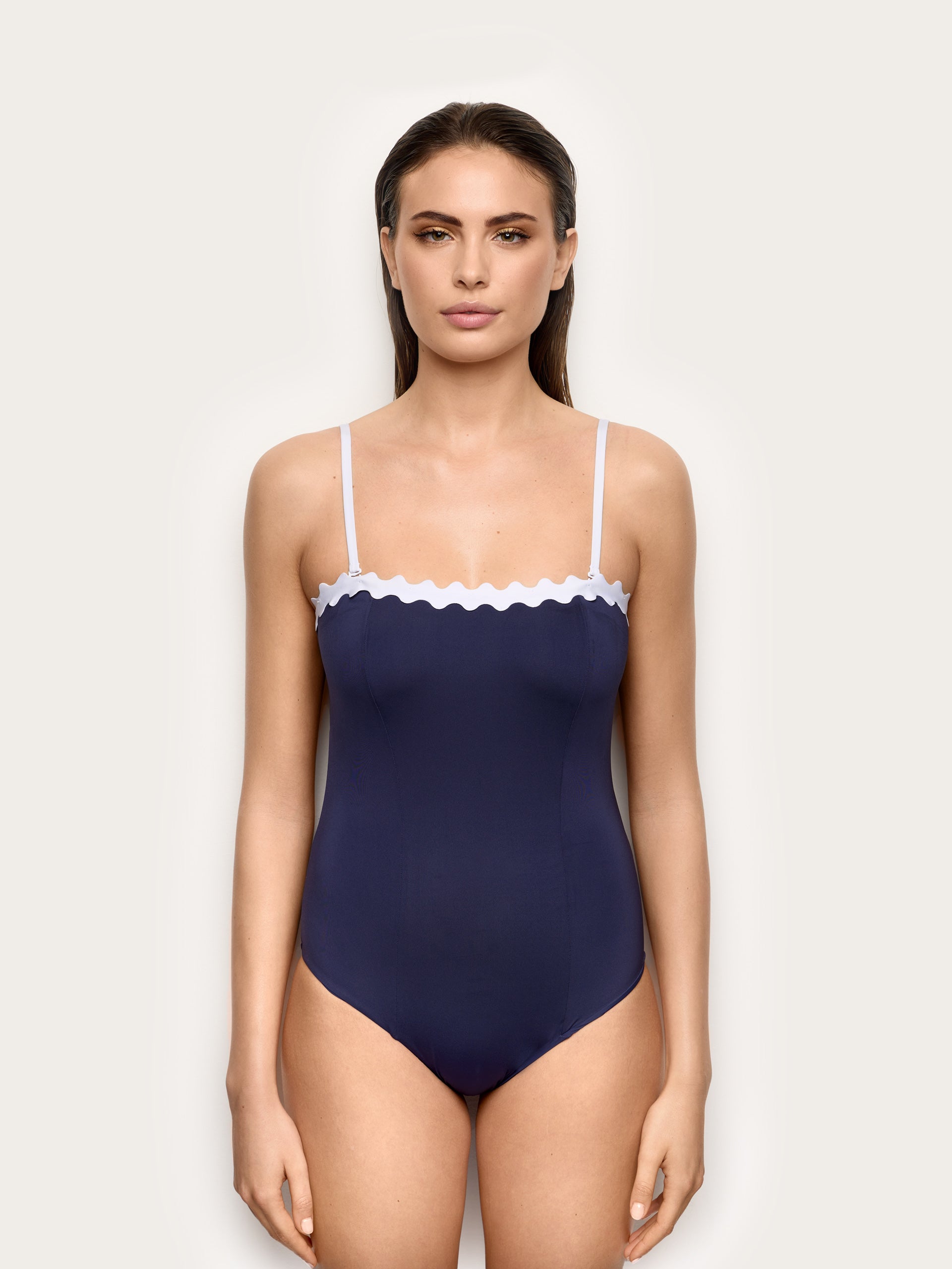 Marena - One-piece swimsuit w/remov. cup inserts