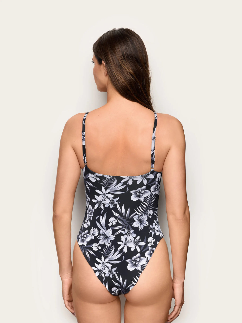 Yamamay Croatia One-piece swimsuit w/remov. cup inserts | CCID192017_128_04.jpg