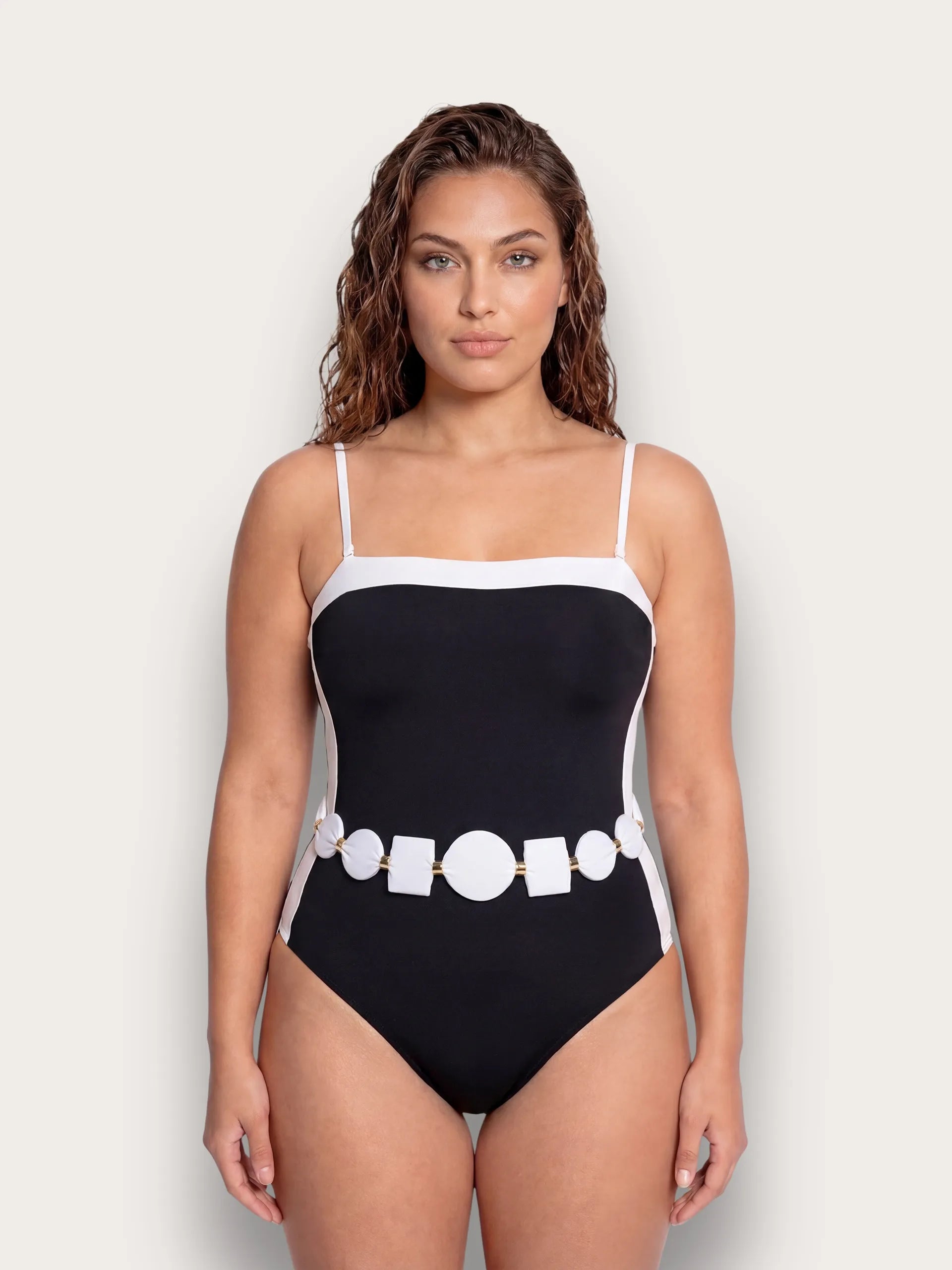 Yamamay Croatia Shaping one-piece swimsuit | CCID192018_072_02.jpg