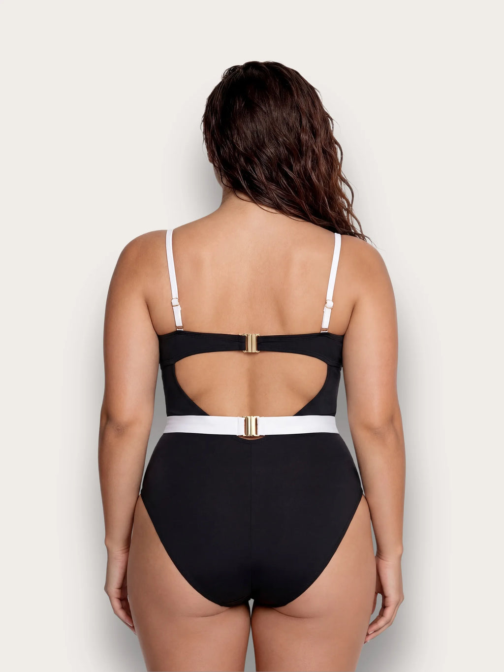 Yamamay Croatia Shaping one-piece swimsuit | CCID192018_072_04.jpg