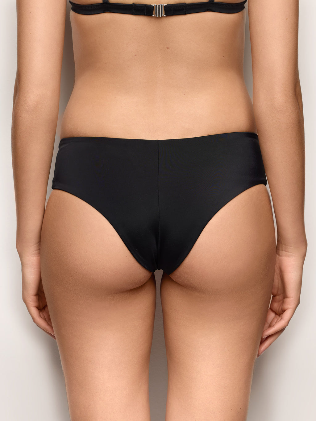 Essentials - Brazilski bikini donji dio