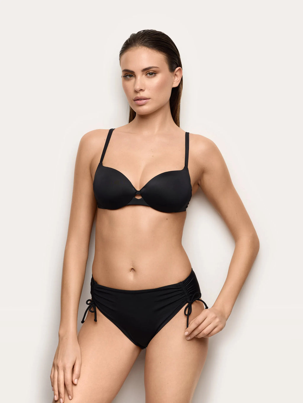 Yamamay Croatia High-side bottom | CSLD192003_072_01.jpg