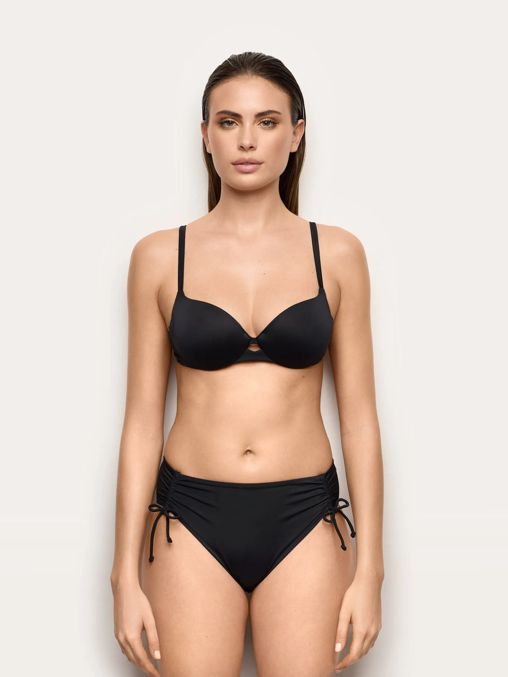 Yamamay Croatia High-side bottom | CSLD192003_072_02.jpg