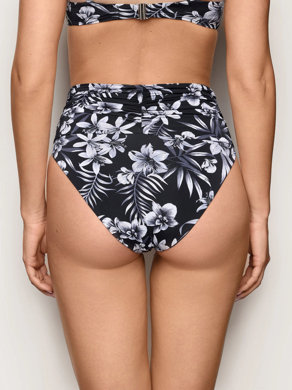Yamamay Croatia High-side bottom | CSLD192014_128_05.jpg
