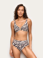 Yamamay Croatia High-side bottom | CSLD192025_128_01.jpg