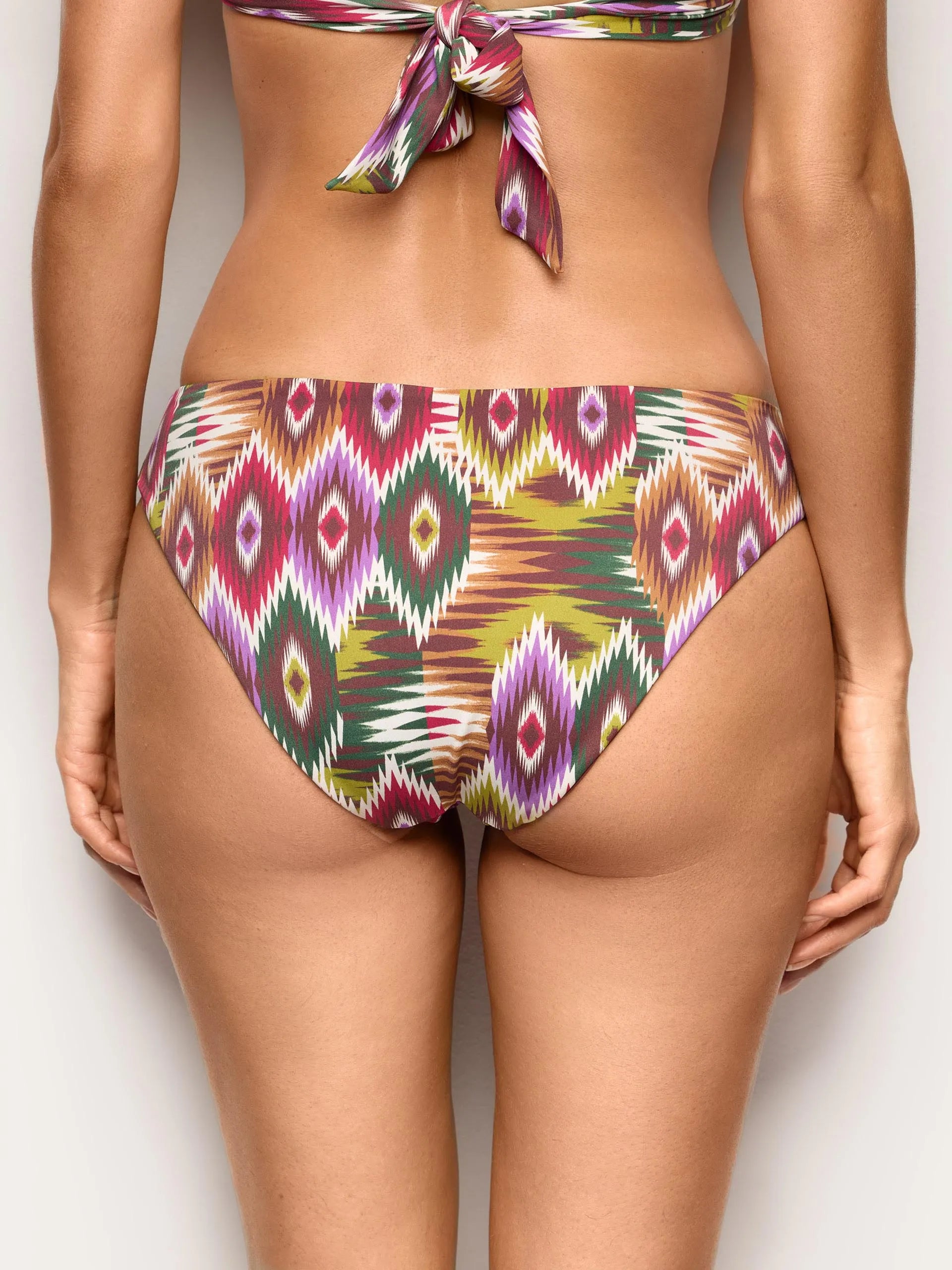 Yamamay Croatia Low-side bottom | CSLD192029_128_04.jpg
