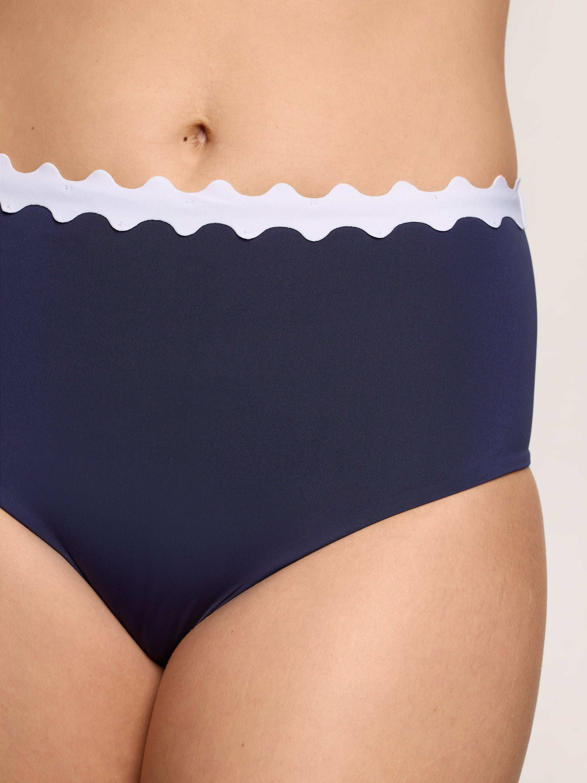 Marena - Bikini donji dio s visokim bočnim izrezom