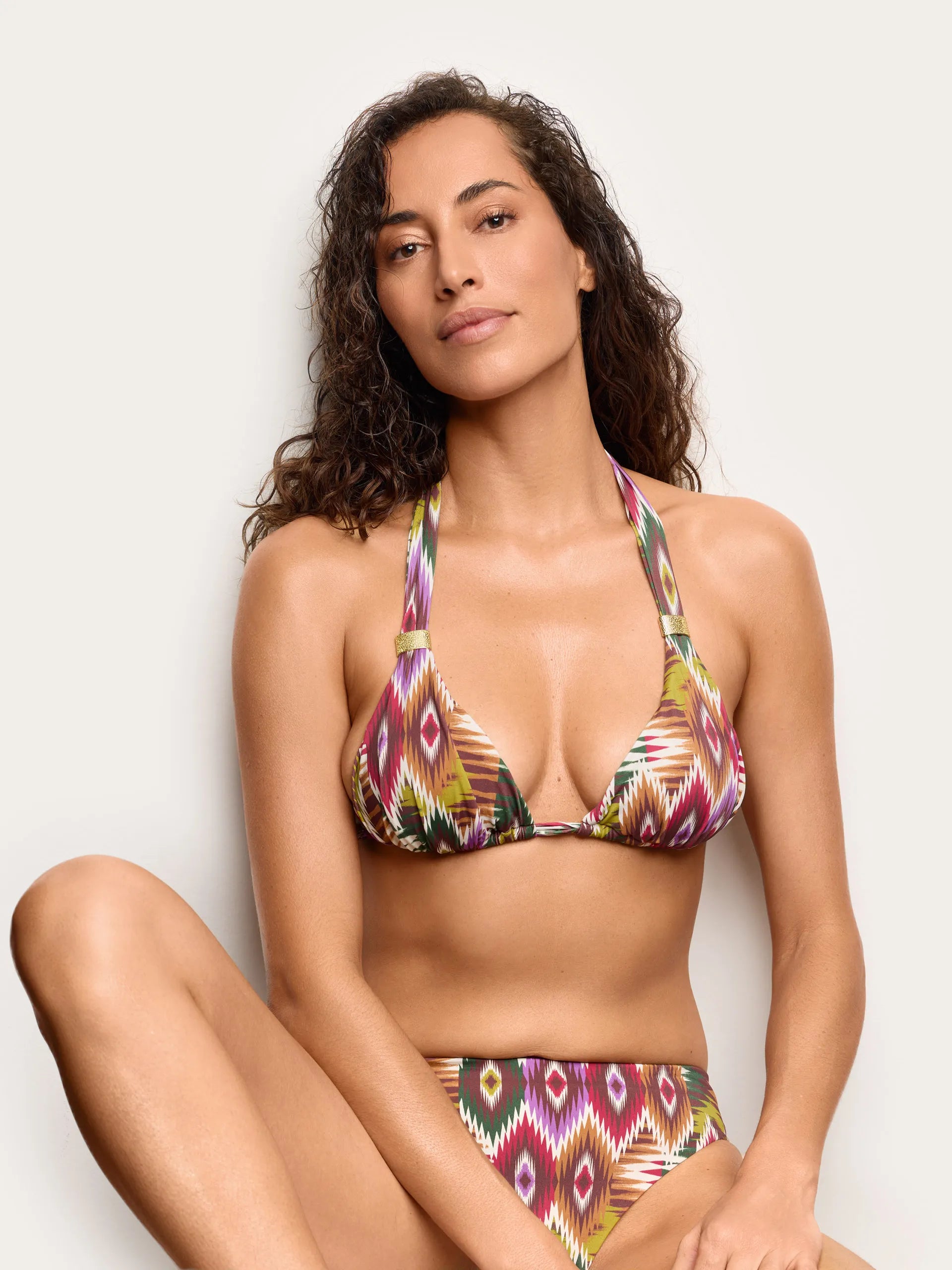 Yamamay Croatia Sliding halter bikini bra w/remov. cup inserts | CVED192008_128_01.jpg
