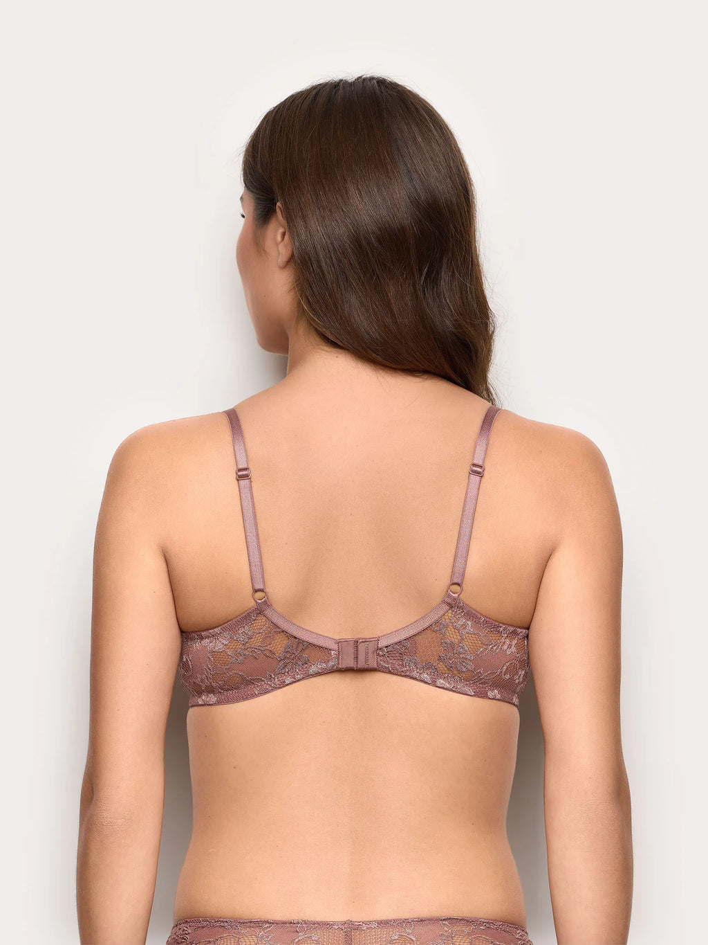 Yamamay Croatia Padded balcony bra in different cup sizes | IBAD191002_063_04.jpg