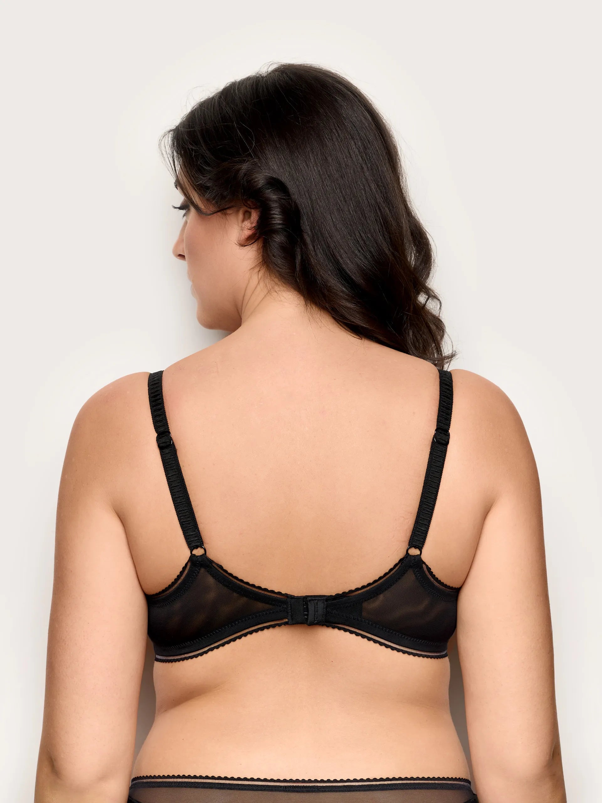 Yamamay Croatia Balcony bra in different cup sizes | IBAD191007_072_03.jpg