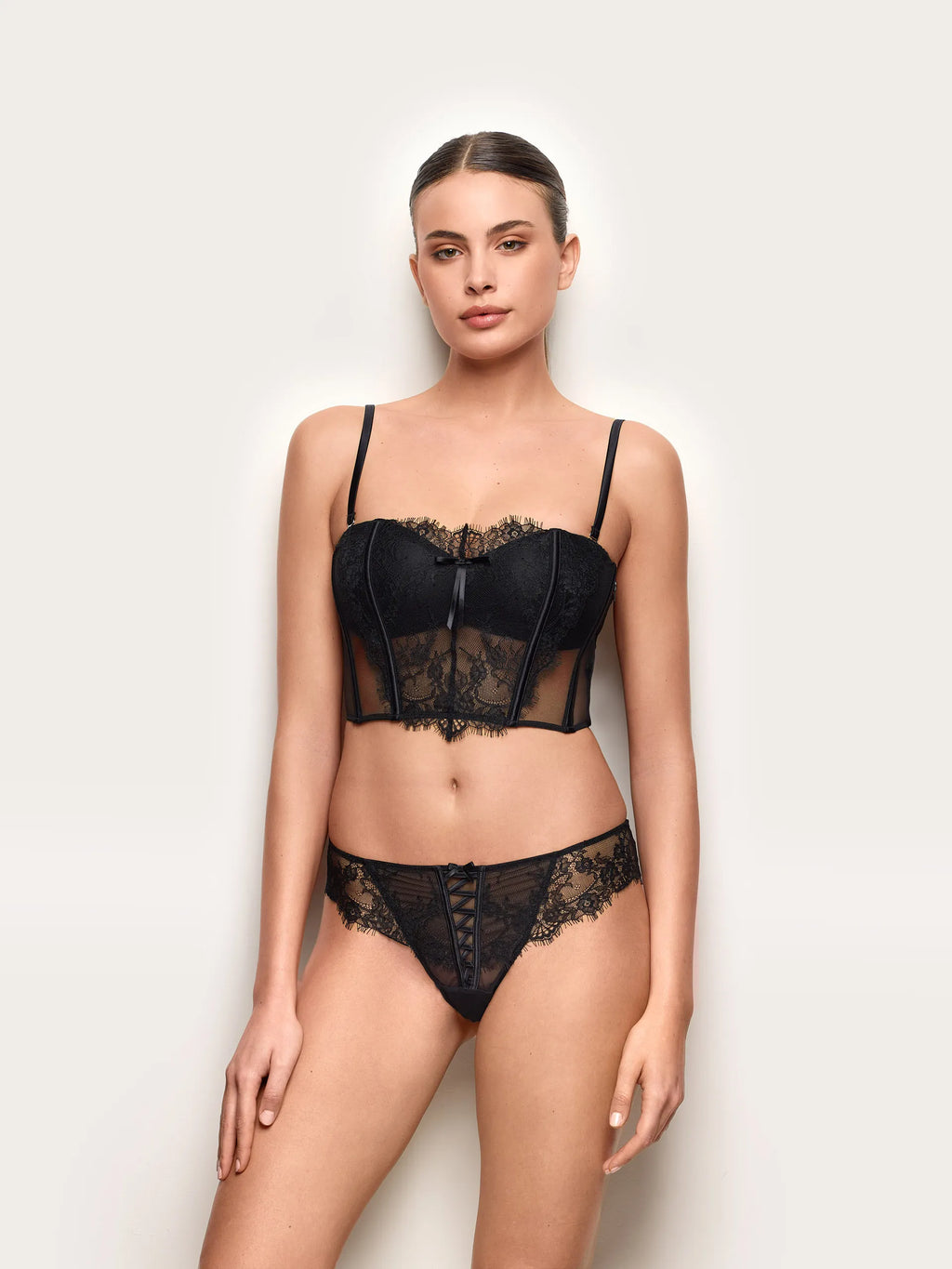 Yamamay Croatia G-string French knickers | ICUD191005_072_01.jpg