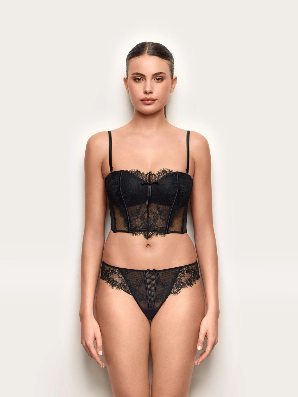 Yamamay Croatia G-string French knickers | ICUD191005_072_02.jpg