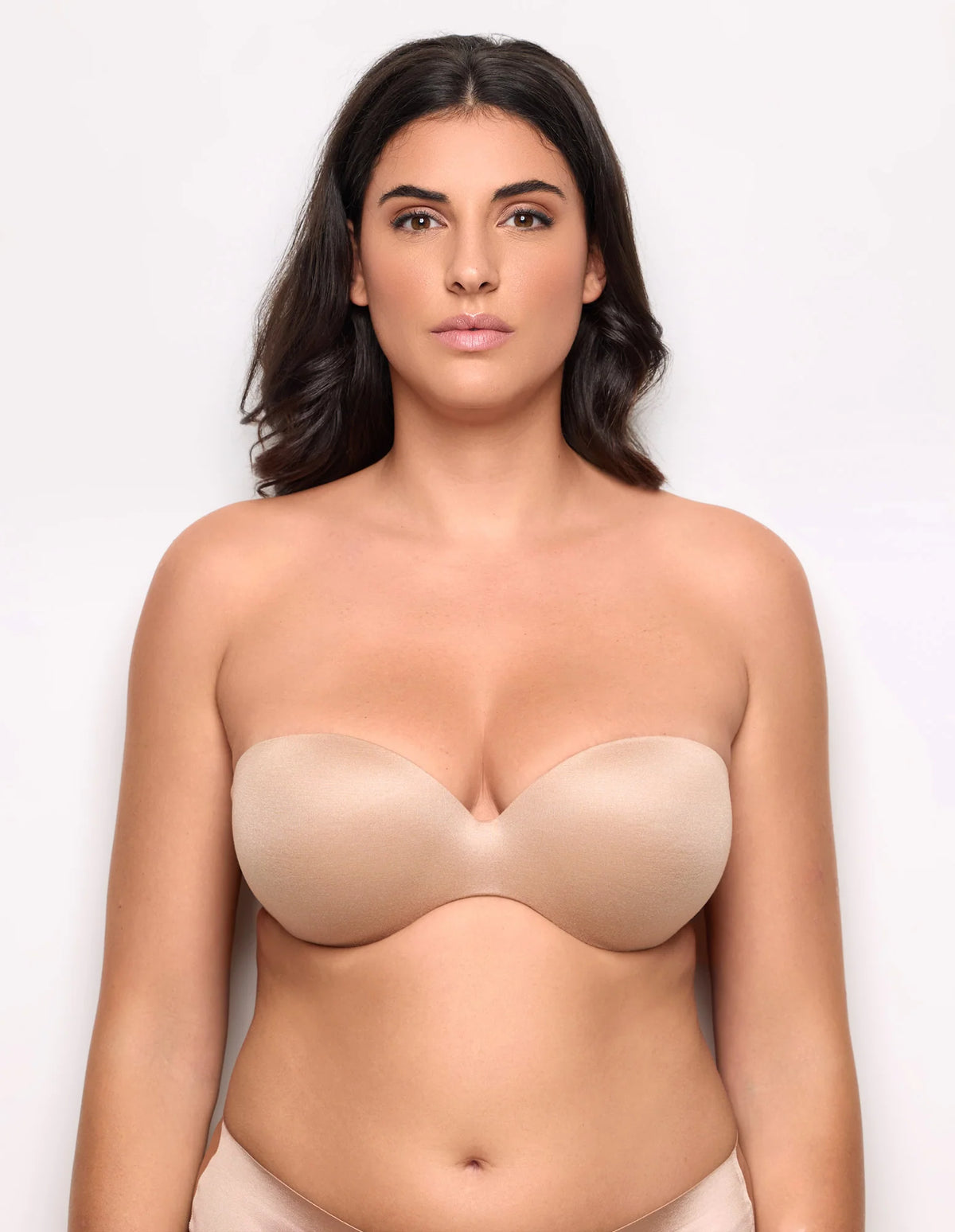 Yamamay Croatia Padded bandeau bra in different cup sizes | IFAD99X017216_02_843fa430-a9e3-434f-b8d2-8c5625acff44.jpg