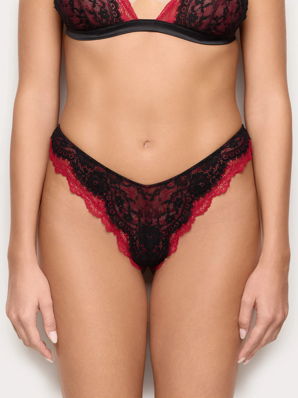Yamamay Croatia G-string | IPED184009_072_03.jpg