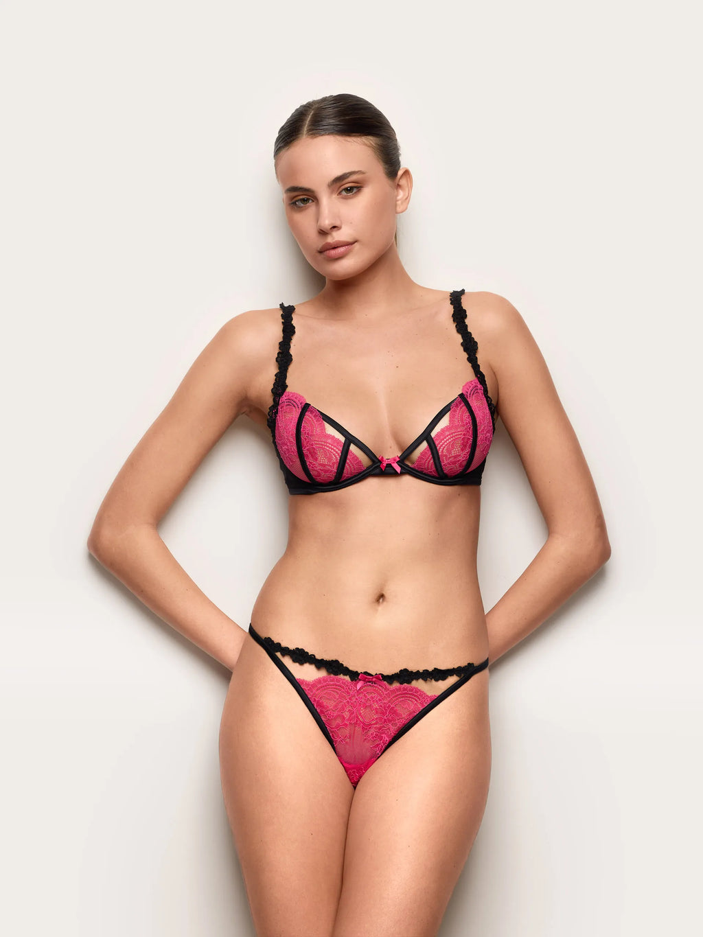 Yamamay Croatia G-string | IPED191010_040_01.jpg