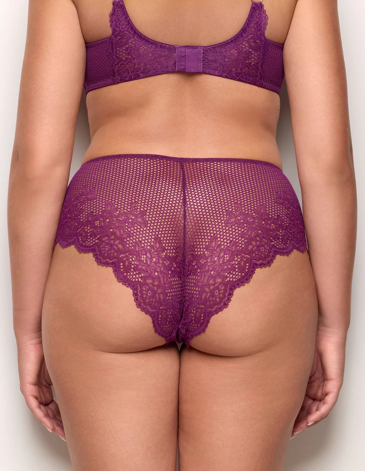 Yamamay Croatia High-waist bottom | ISLD183021_084_04.jpg