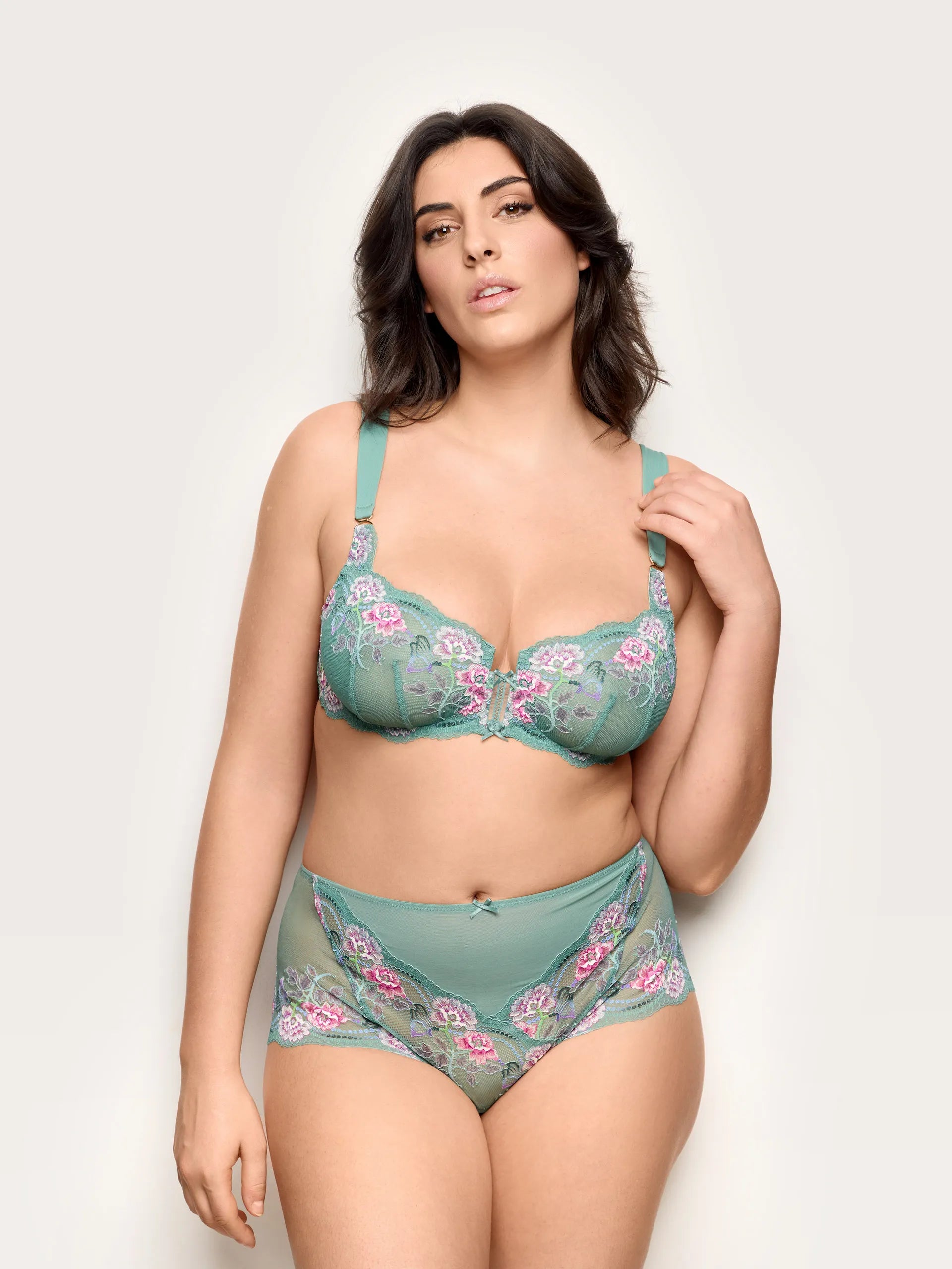 Yamamay Croatia High-waist bottom | ISLD191012_120_01.jpg